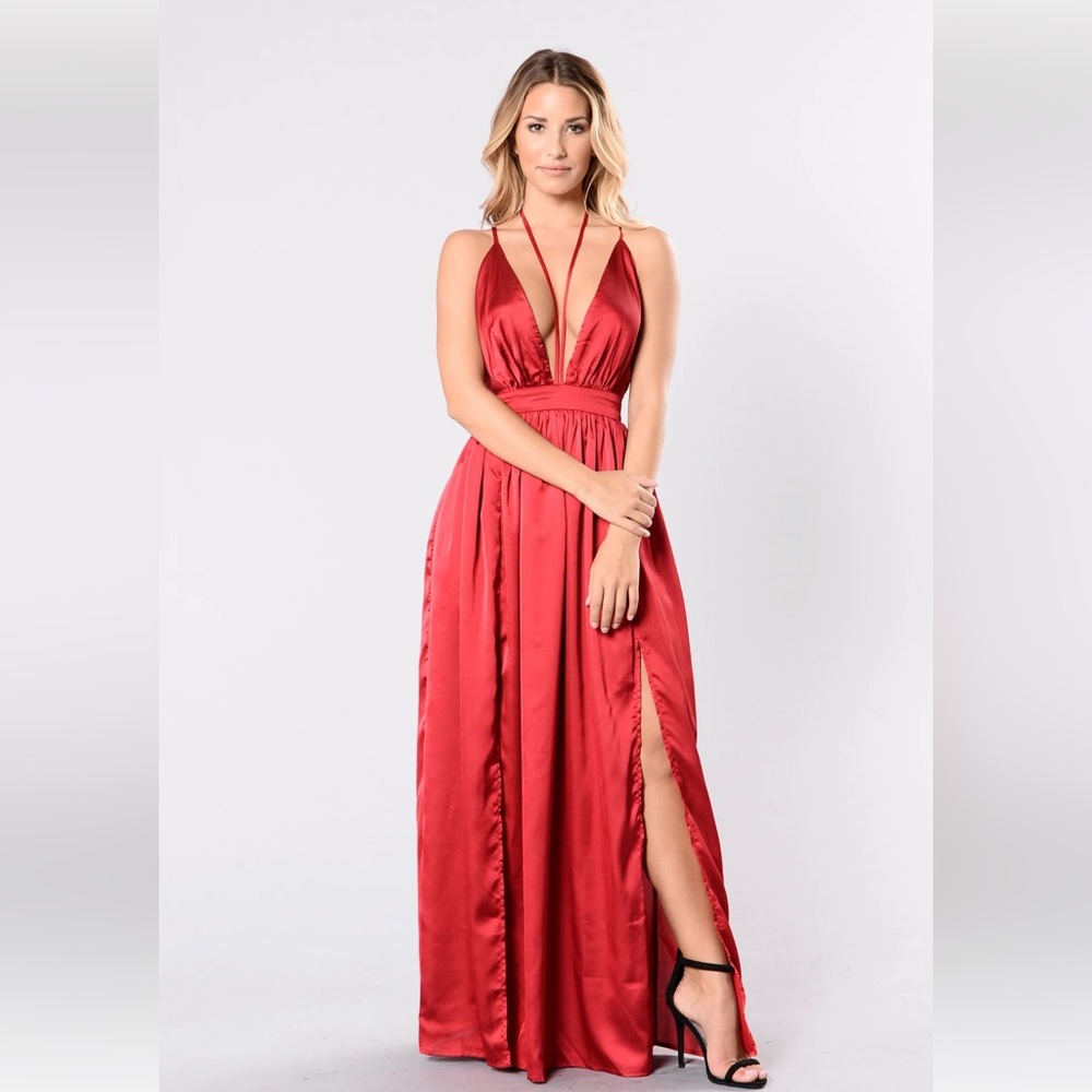 Floor Length Dress, Plunging Front and Open Back